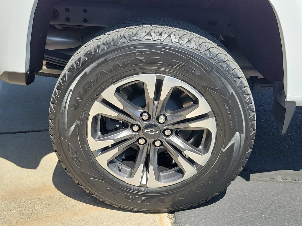 Used 2022 Chevrolet Colorado Z71 w/ Safety Package RWD image 7