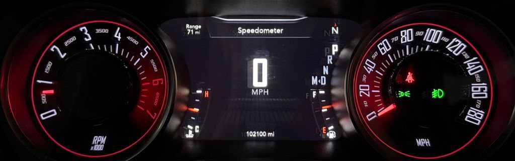 Used 2018 Dodge Challenger R/T Scat Pack w/ Leather Interior Group RWD image 17