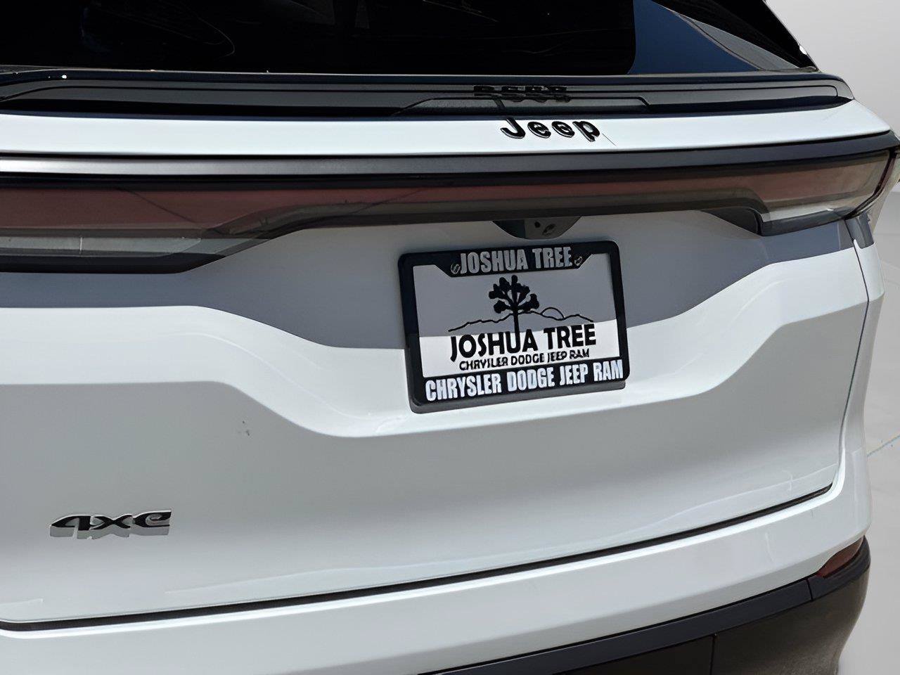 New 2025 Jeep Wagoneer S Launch Edition AWD/4WD image 11