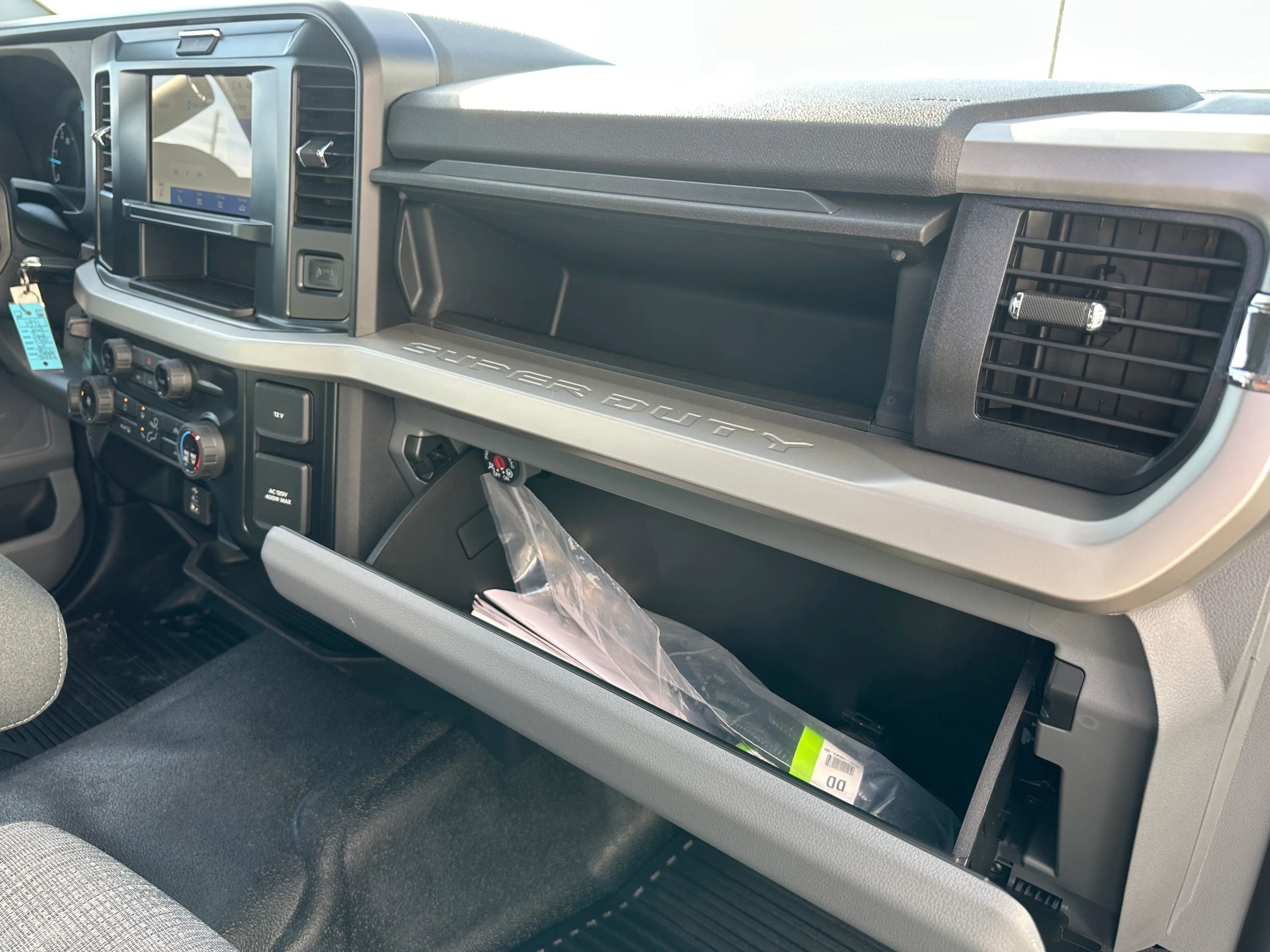 Used 2025 Ford F350 XLT w/ XLT Value Package image 28