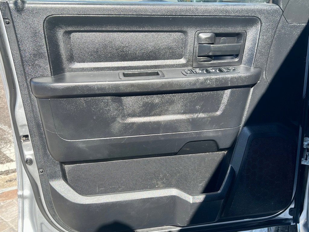 Used 2014 RAM 3500 Tradesman w/ Chrome Appearance Group image 26