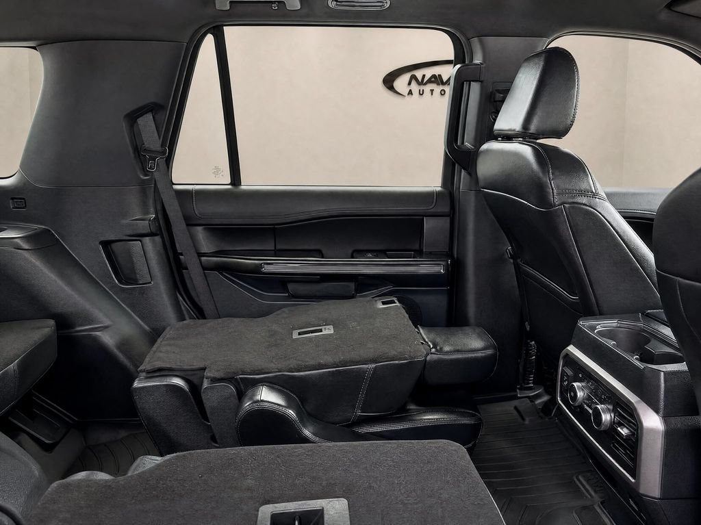 Used 2021 Ford Expedition XLT RWD image 12