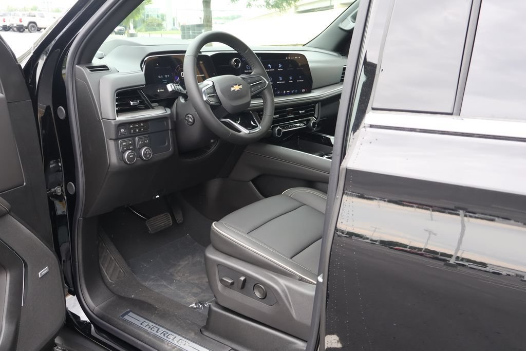 New 2026 Chevrolet Tahoe Premier AWD/4WD image 14