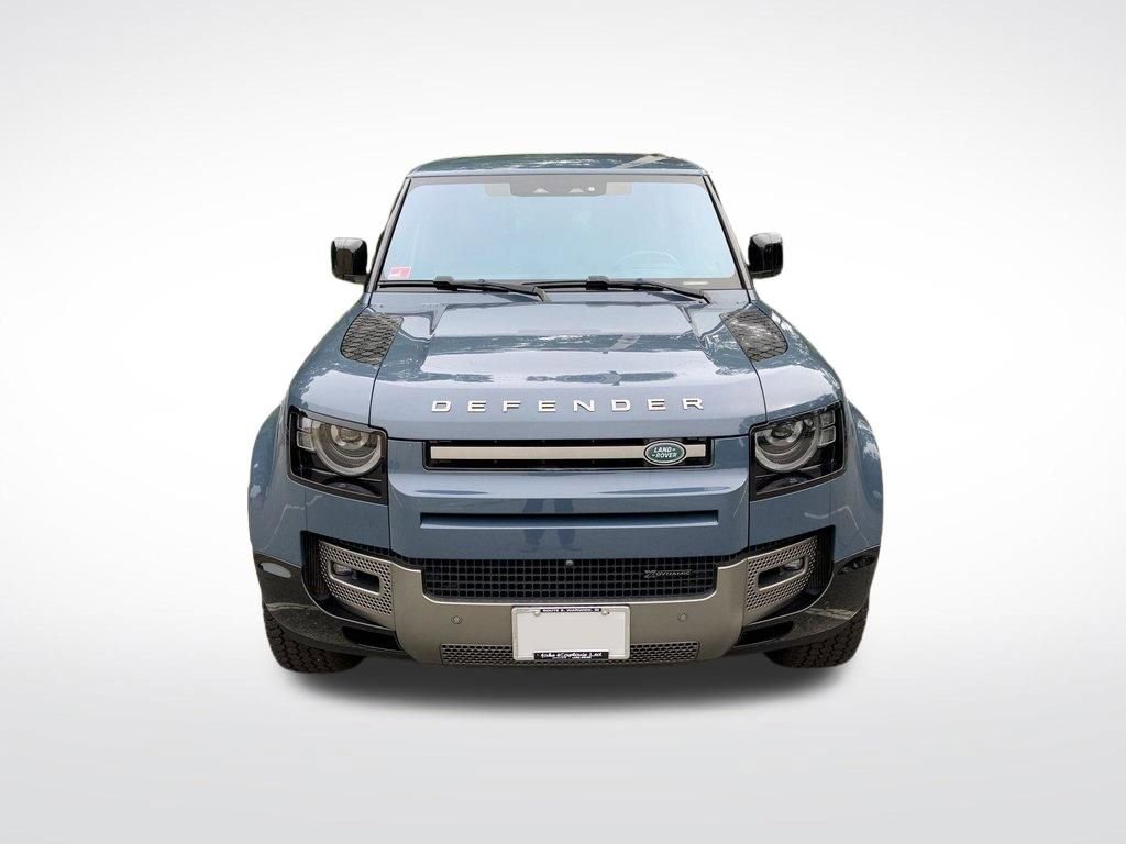 Used 2022 Land Rover Defender 90 X-Dynamic S AWD/4WD image 2