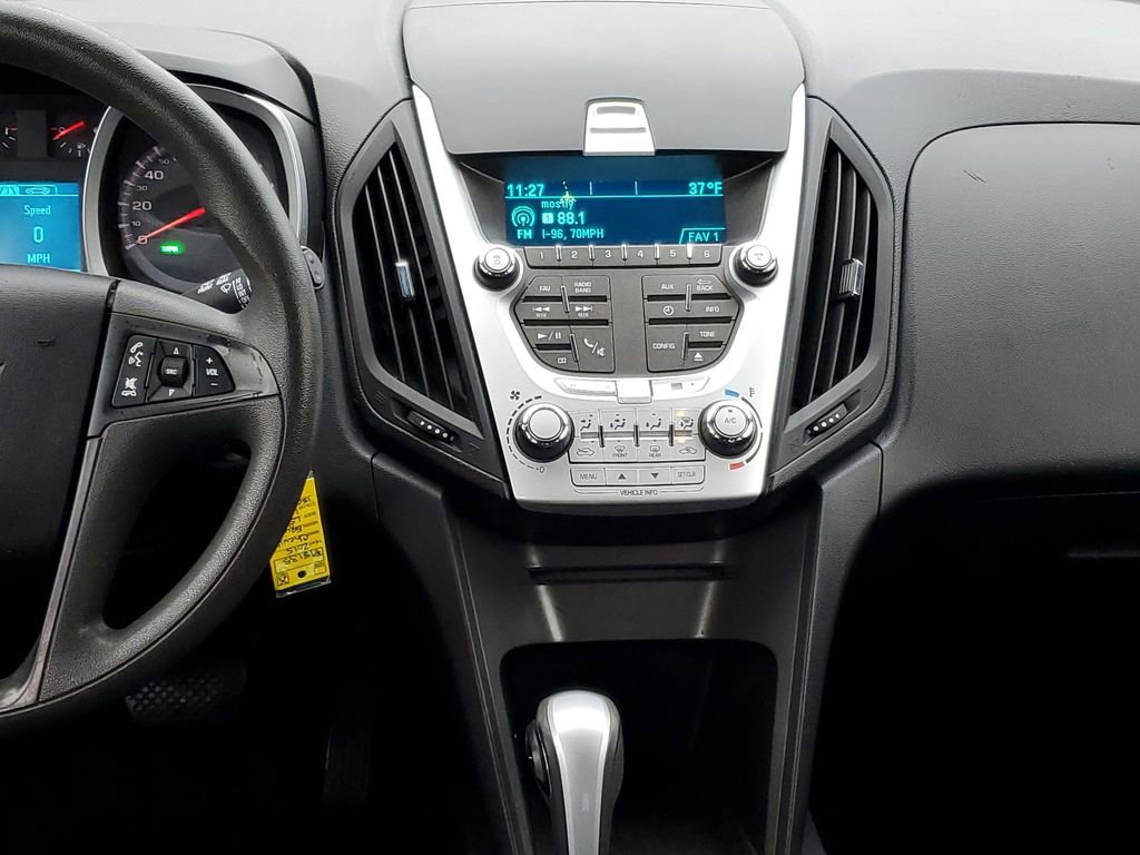 Used 2015 Chevrolet Equinox LS image 25