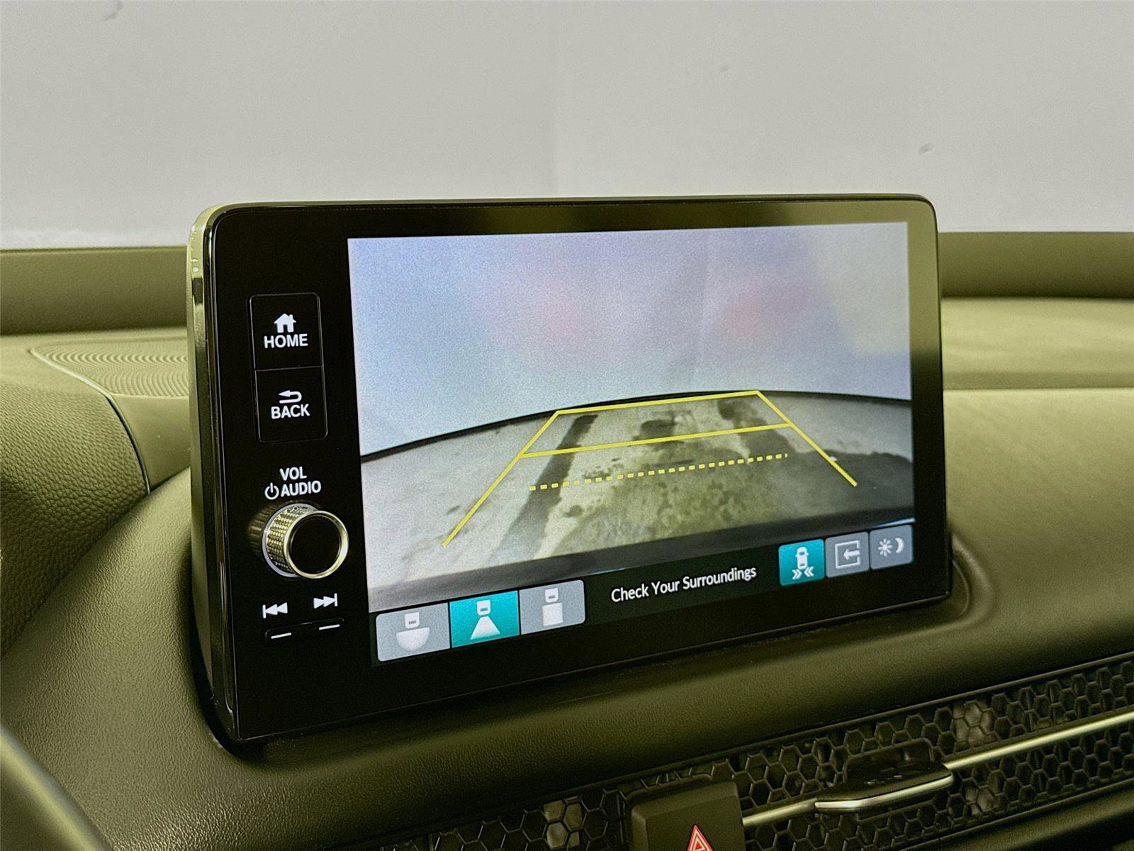 Used 2023 Honda HR-V EX-L image 13