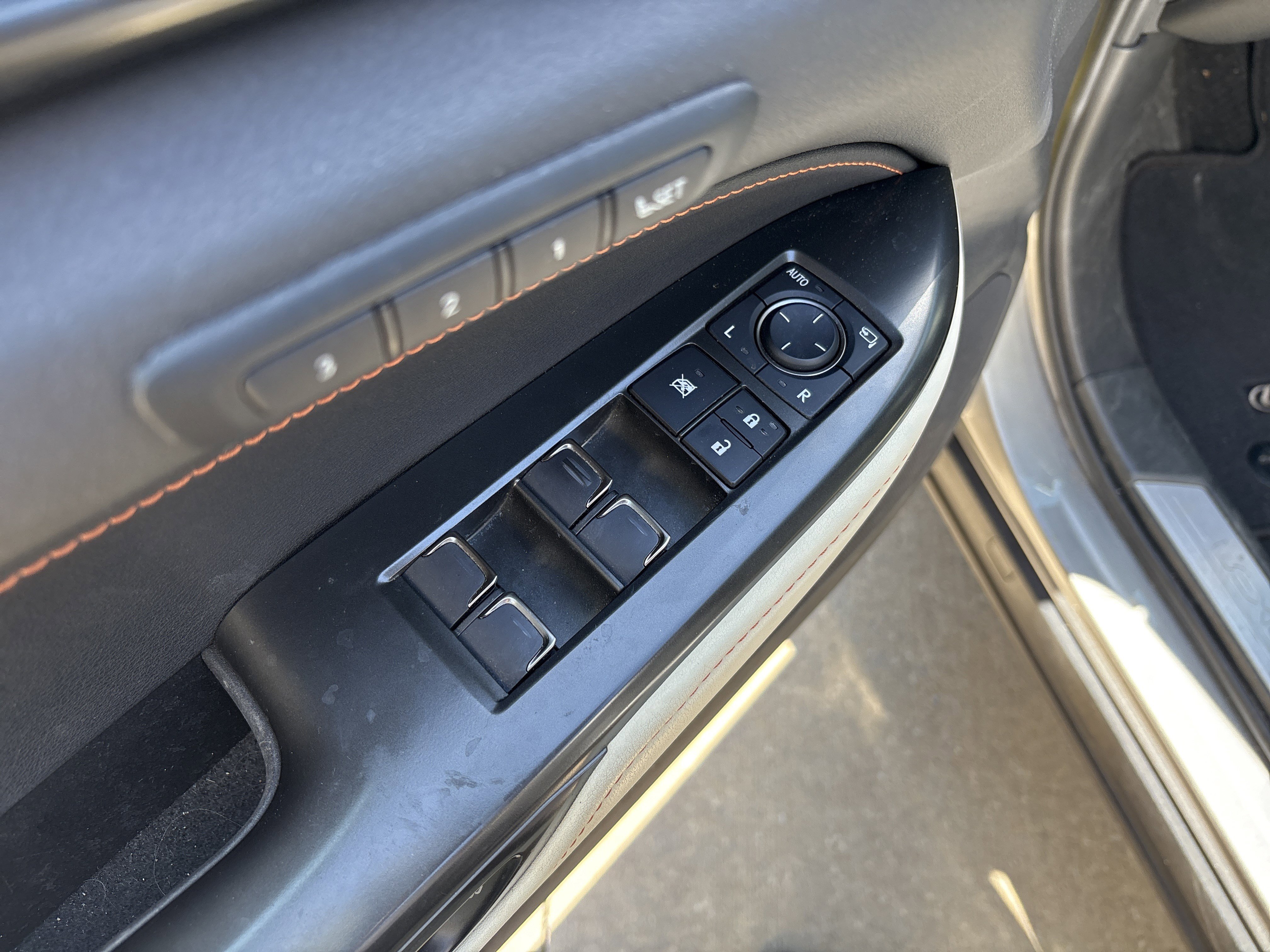 Used 2023 Lexus NX 350 AWD image 15