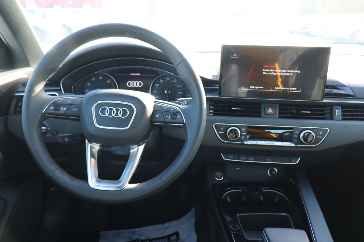 Used 2025 Audi A4 2.0T Premium w/ Convenience Package image 10