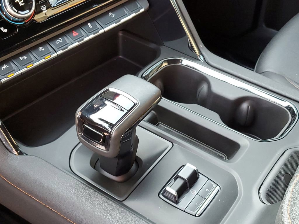 Used 2024 GMC Sierra 1500 AT4 w/ Technology Package image 22