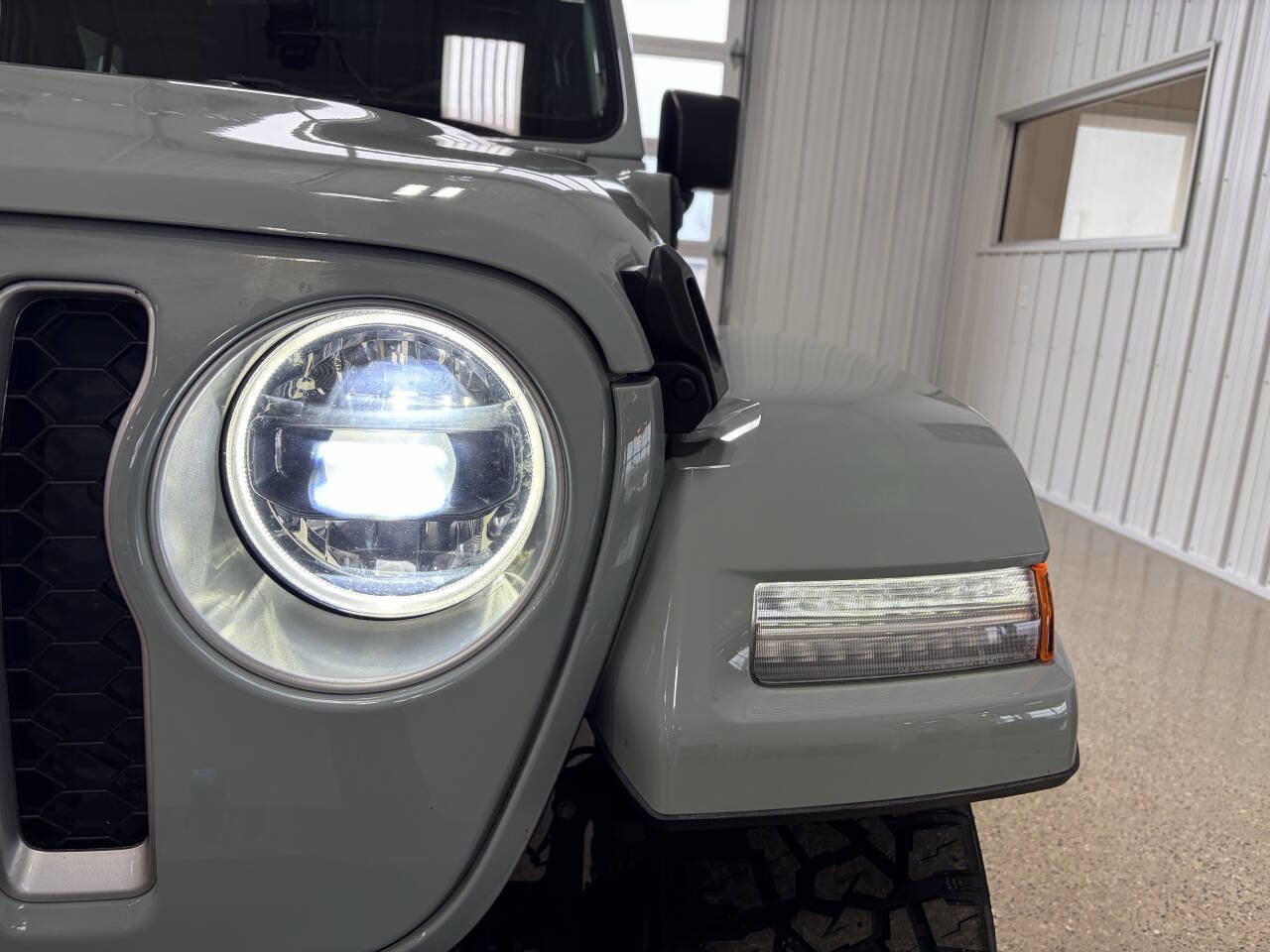 Used 2023 Jeep Wrangler Unlimited Sahara w/ Cold Weather Group image 36