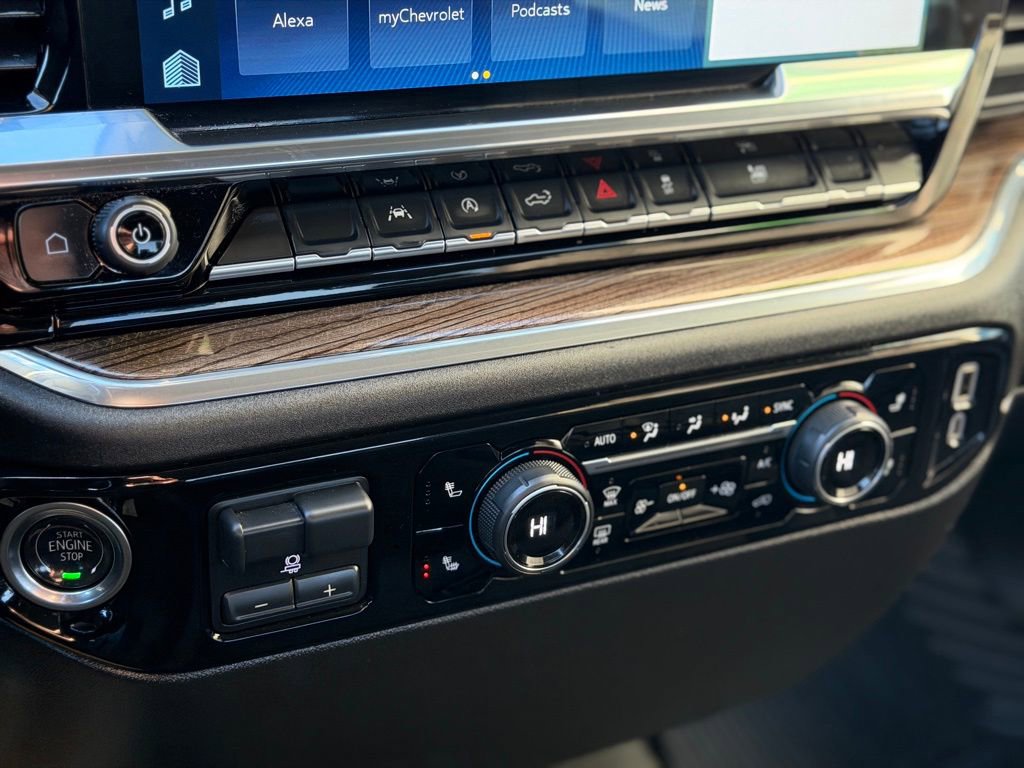 Used 2025 Chevrolet Silverado 1500 LT w/ Work Truck Package image 15