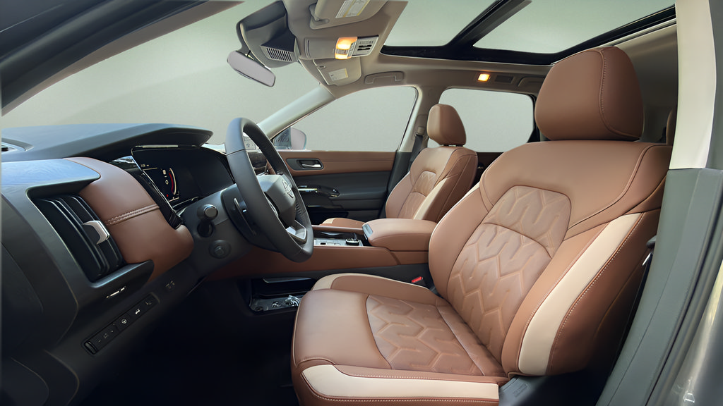 New 2026 Nissan Pathfinder Platinum AWD/4WD image 11
