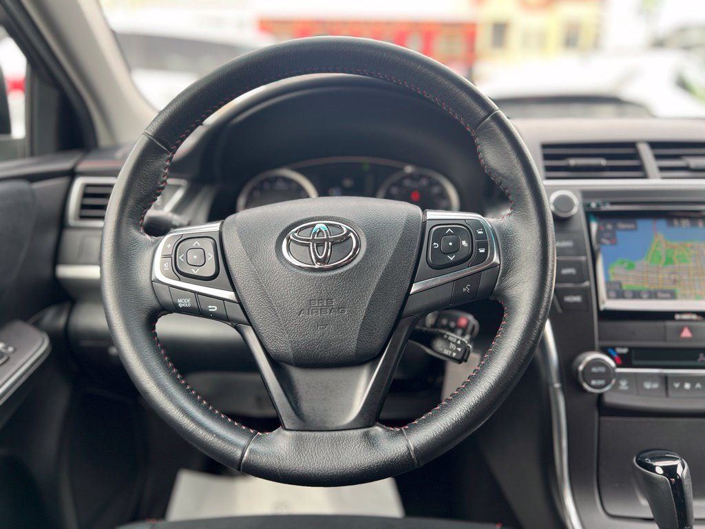 Certified 2016 Toyota Camry XSE FWD image 41