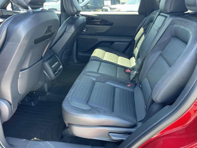 Used 2024 Lincoln Nautilus Reserve w/ Equipment Group 202A AWD/4WD image 10