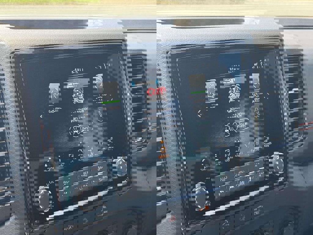 Used 2024 Nissan Frontier Pro-X w/ Pro Convenience Package image 18