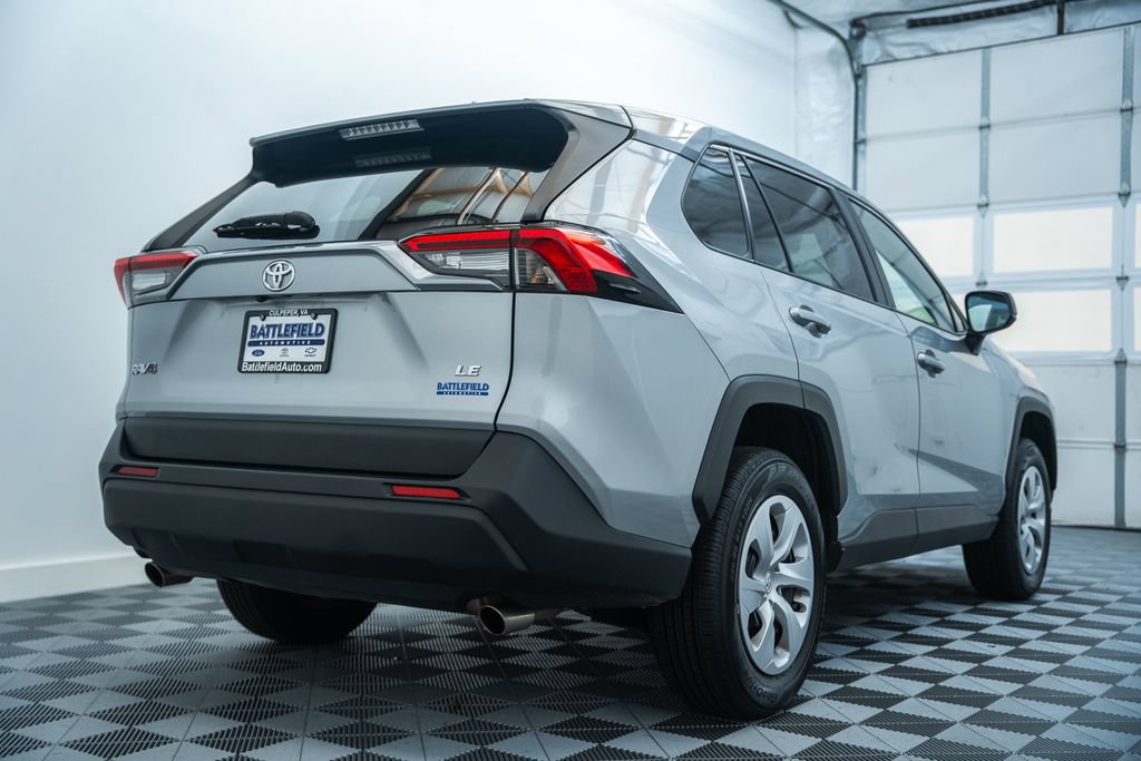 Certified 2025 Toyota RAV4 LE FWD image 4