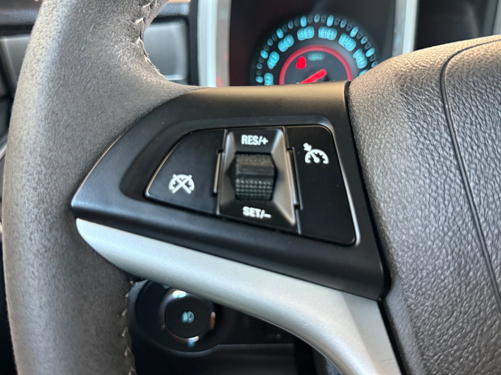 Used 2015 Chevrolet Camaro SS w/ SS Performance Package RWD image 24