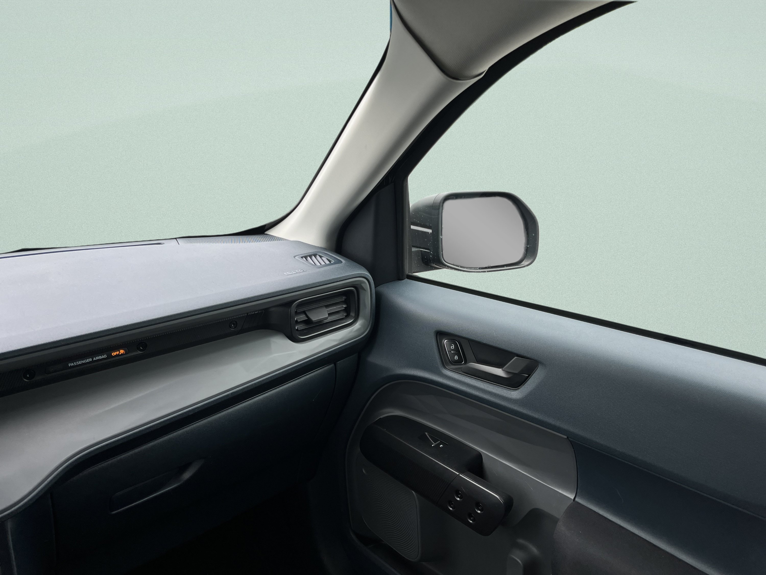 Used 2022 Ford Maverick XL FWD image 26
