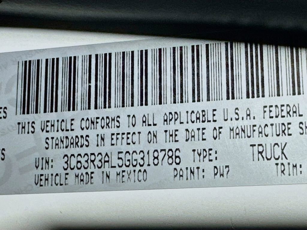 Used 2016 RAM 3500 Tradesman w/ Chrome Appearance Group AWD/4WD image 17