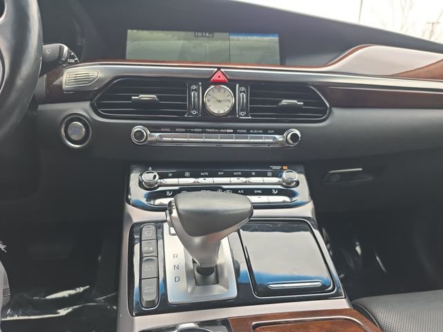 Used 2017 Genesis G90 3.3T Premium image 38