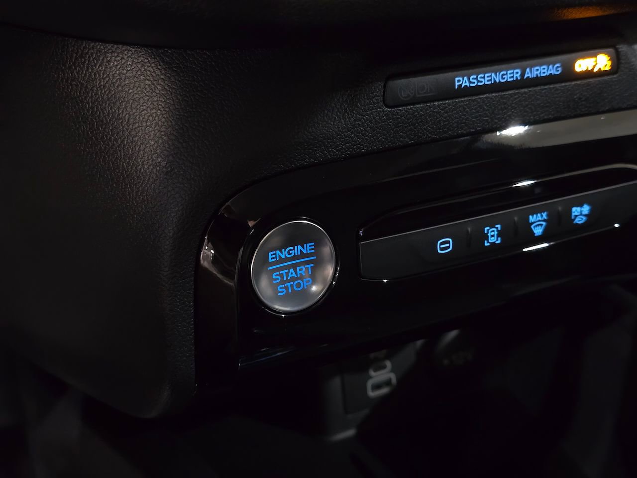 New 2026 Ford Escape SE image 25