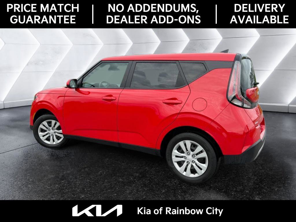 Used 2024 Kia Soul LX FWD image 7