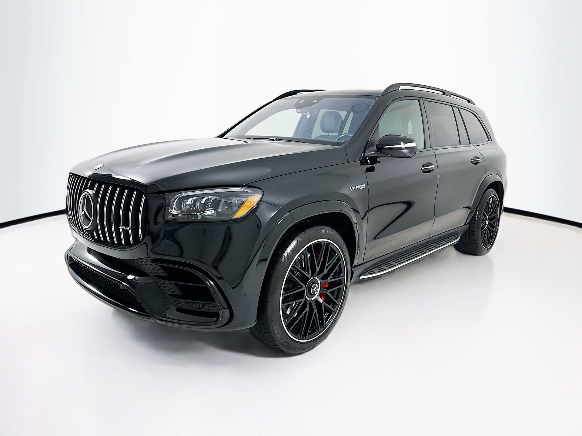 Used 2025 Mercedes-Benz GLS 63 AMG 4MATIC image 3