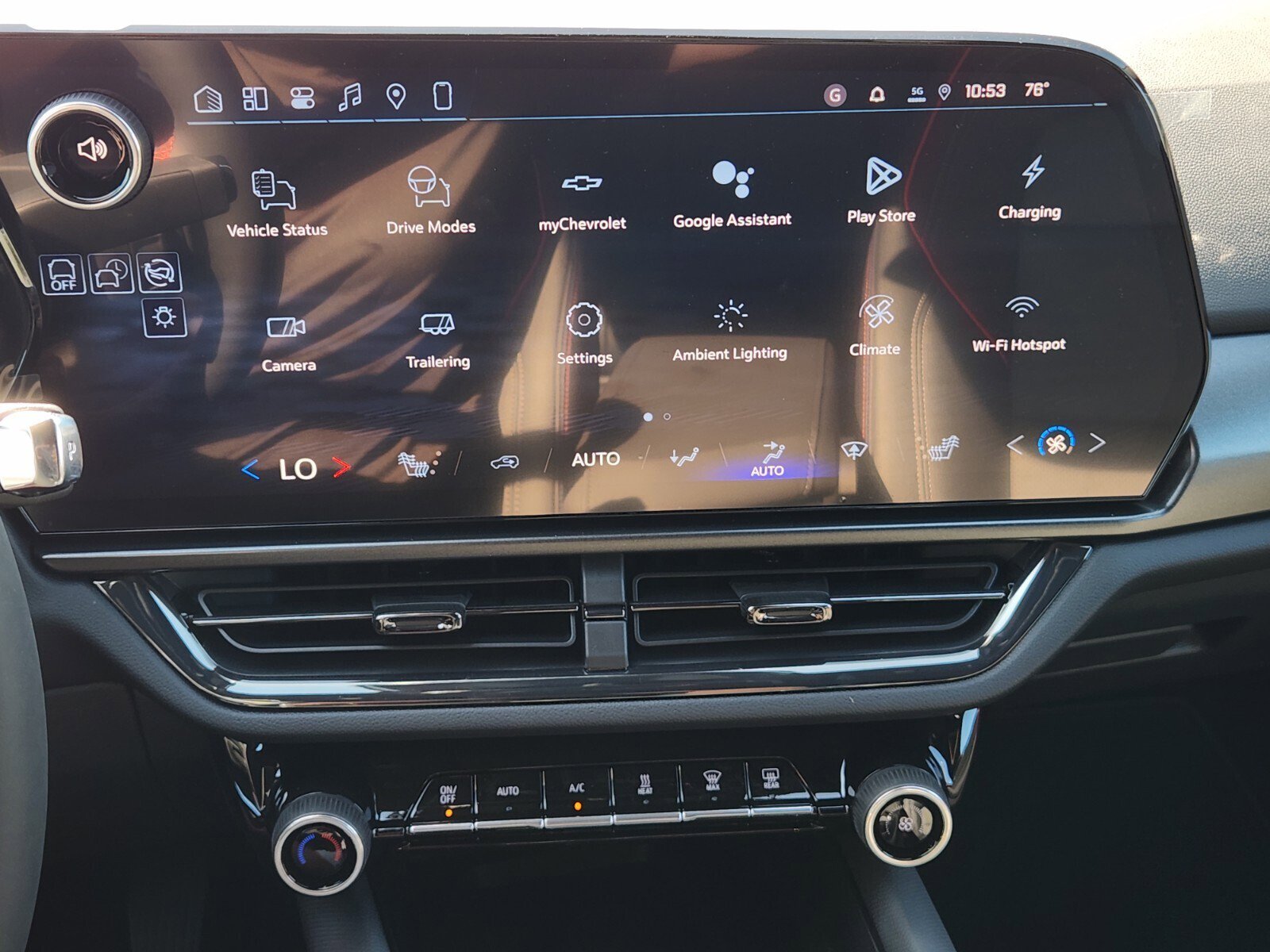 New 2026 Chevrolet Equinox EV RS AWD/4WD image 14