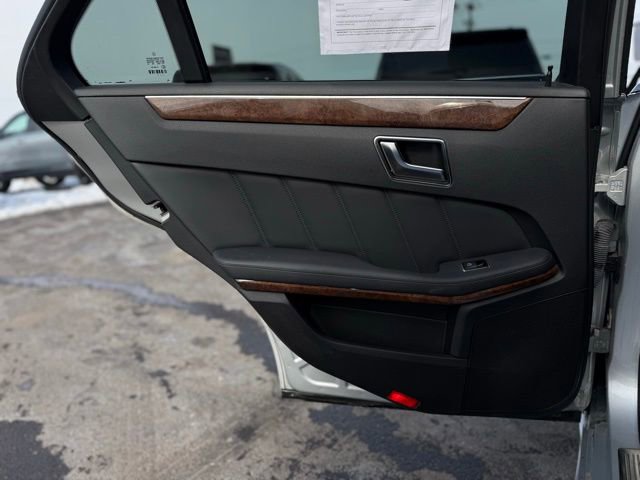 Used 2012 Mercedes-Benz E 350 4MATIC Sedan image 18