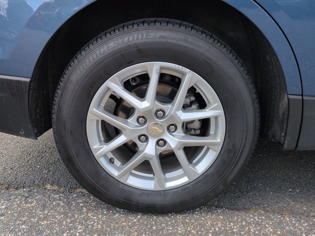 Used 2024 Chevrolet Equinox LT AWD/4WD image 26