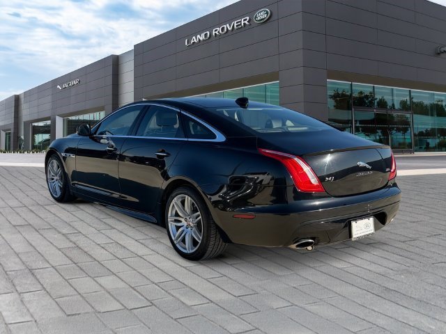 Used 2019 Jaguar XJ R-Sport RWD image 3