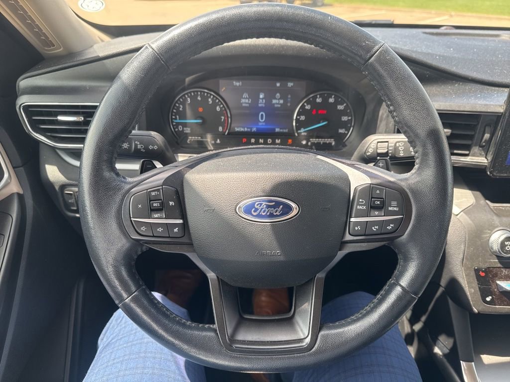 Used 2020 Ford Explorer XLT w/ Equipment Group 202A image 14
