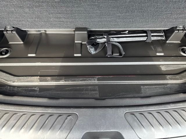 Used 2022 Chevrolet Tahoe LS AWD/4WD image 14