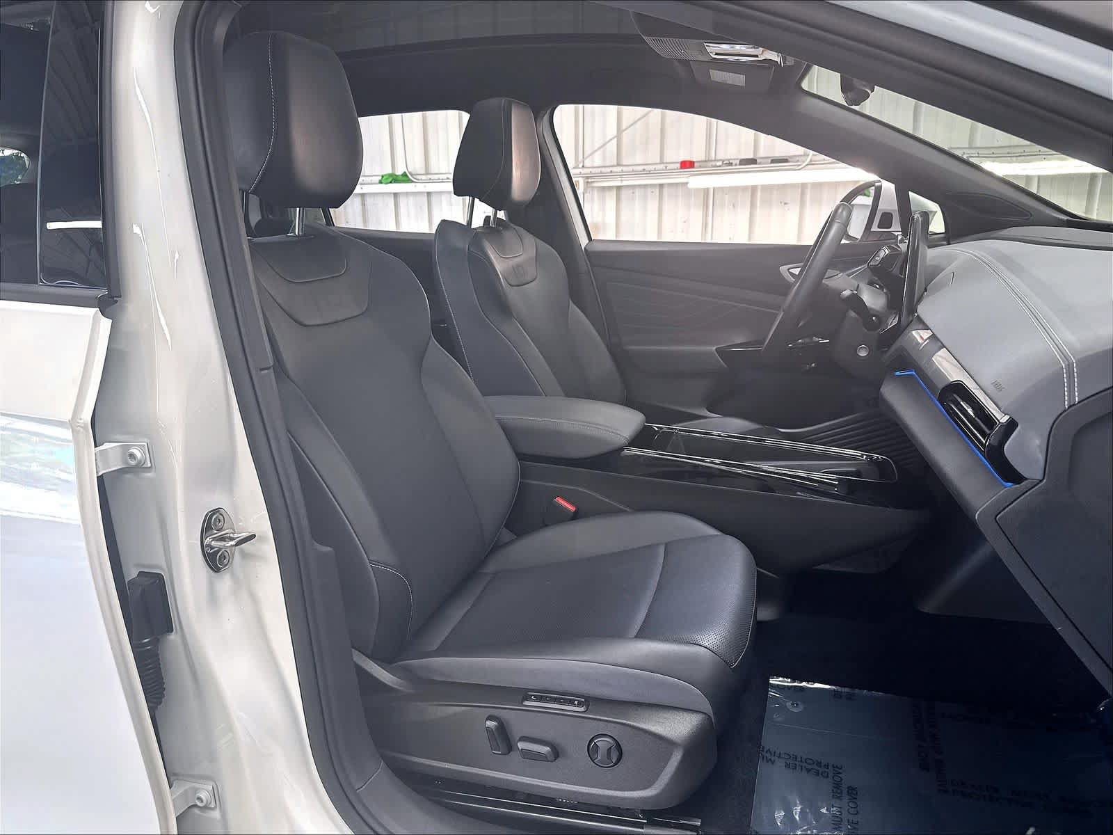 Used 2023 Volkswagen ID.4 Pro S RWD image 32