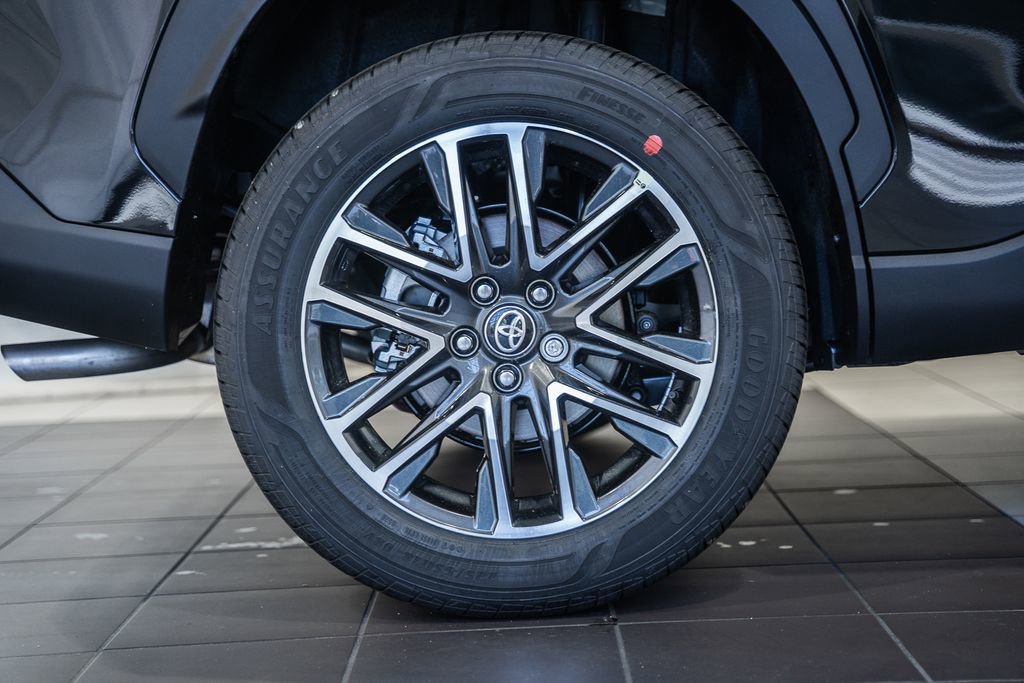 New 2026 Toyota Corolla Cross XLE image 16