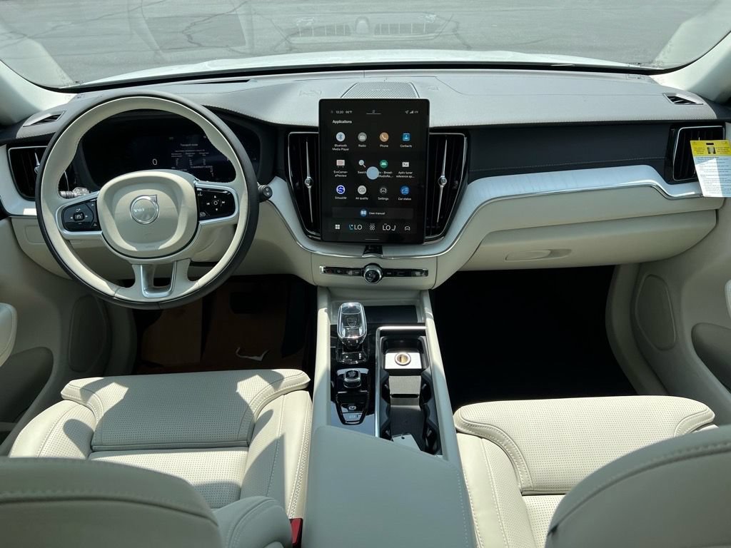 Certified 2026 Volvo XC60 T8 Ultra w/ Protection Package Premier AWD/4WD image 24