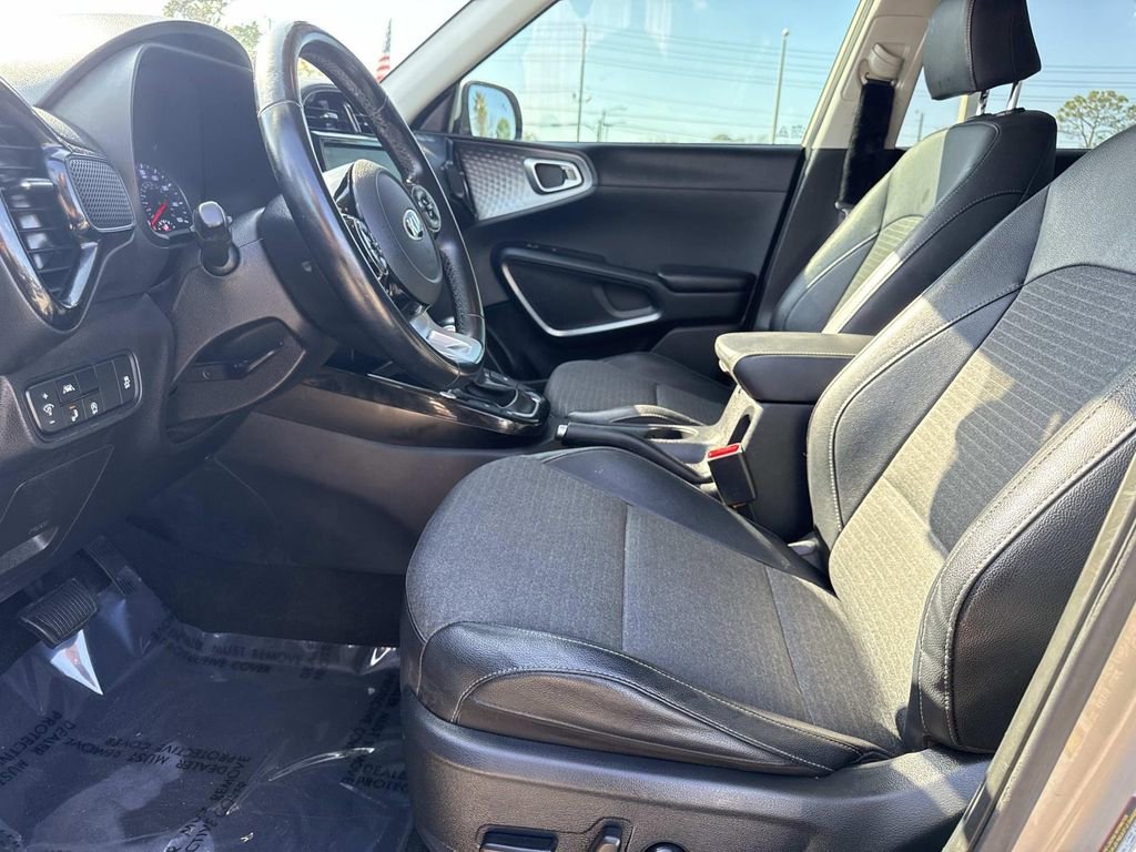 Used 2020 Kia Soul EX image 20