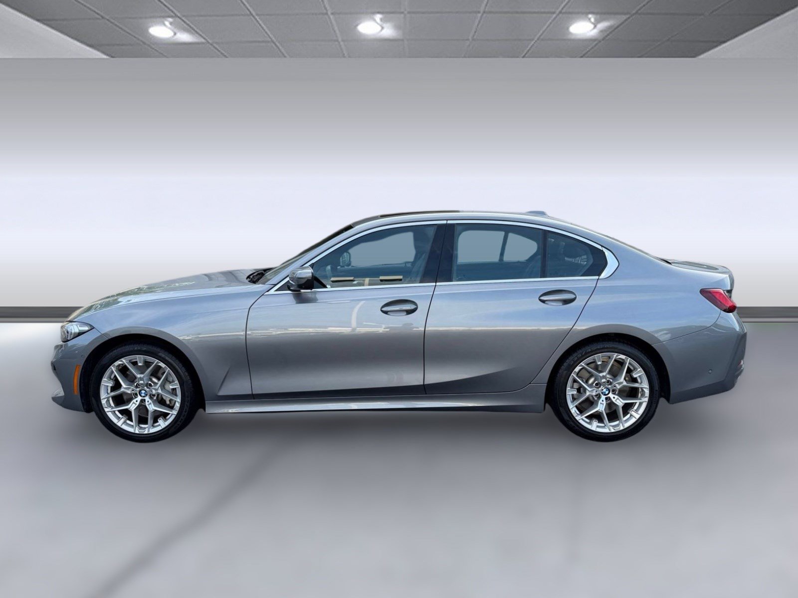 Certified 2026 BMW 330i Sedan RWD image 2