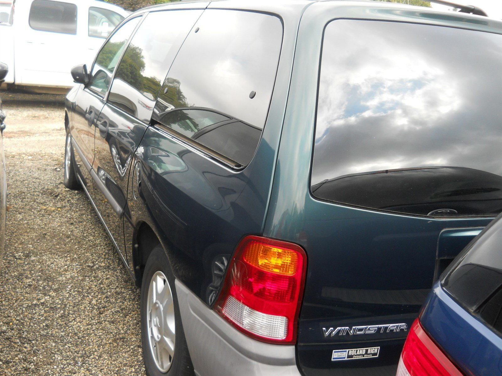 Used 2000 Ford Windstar LX FWD image 4