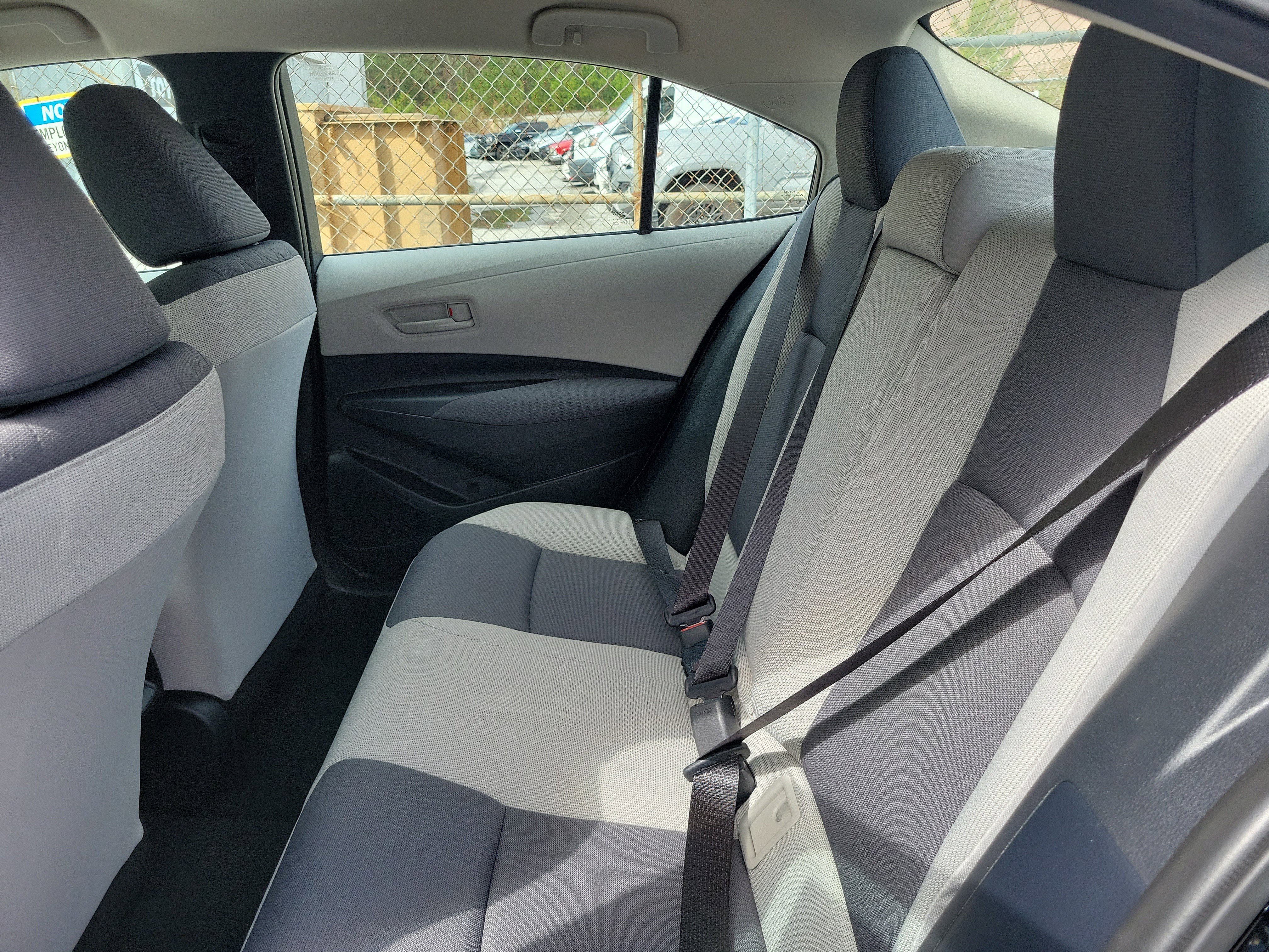 Used 2025 Toyota Corolla LE image 10