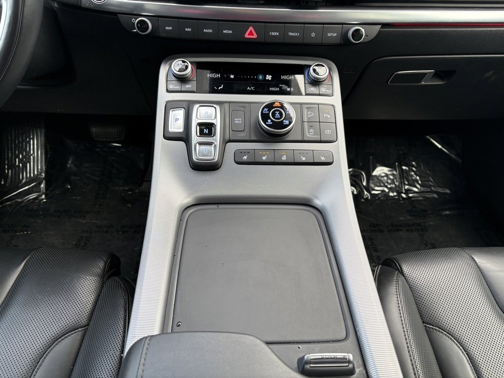 Used 2024 Hyundai Palisade Calligraphy image 36