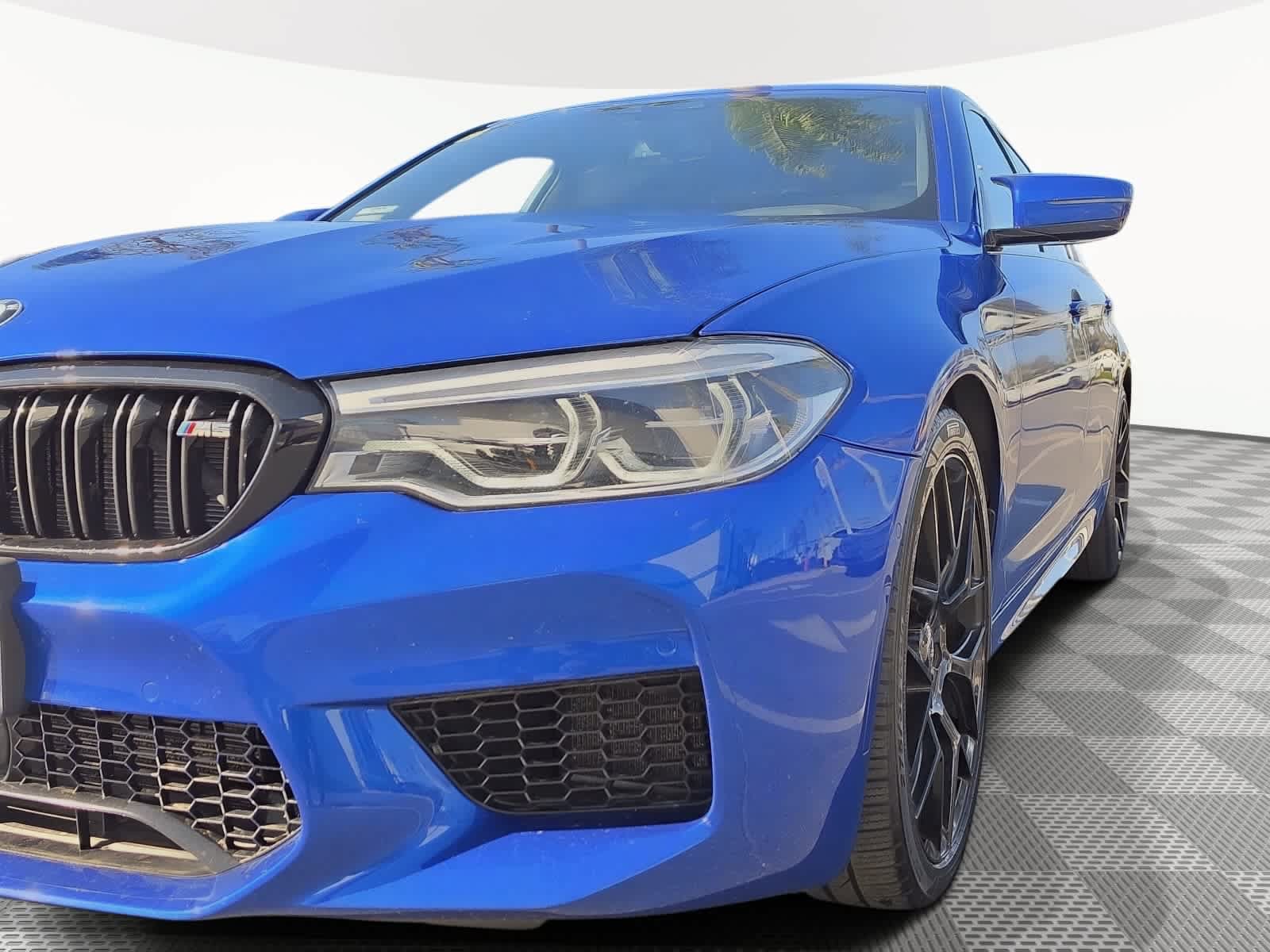 Used 2018 BMW M5 w/ Executive Package AWD/4WD image 4