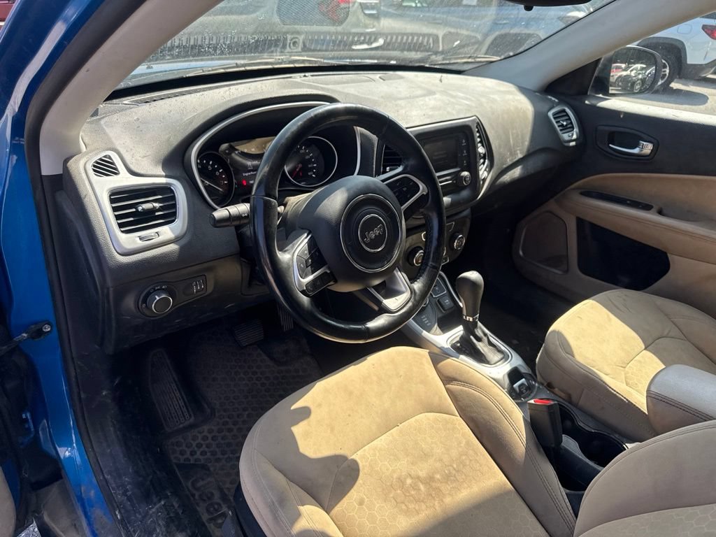 Used 2018 Jeep Compass Sport w/ Cold Weather Group AWD/4WD image 18