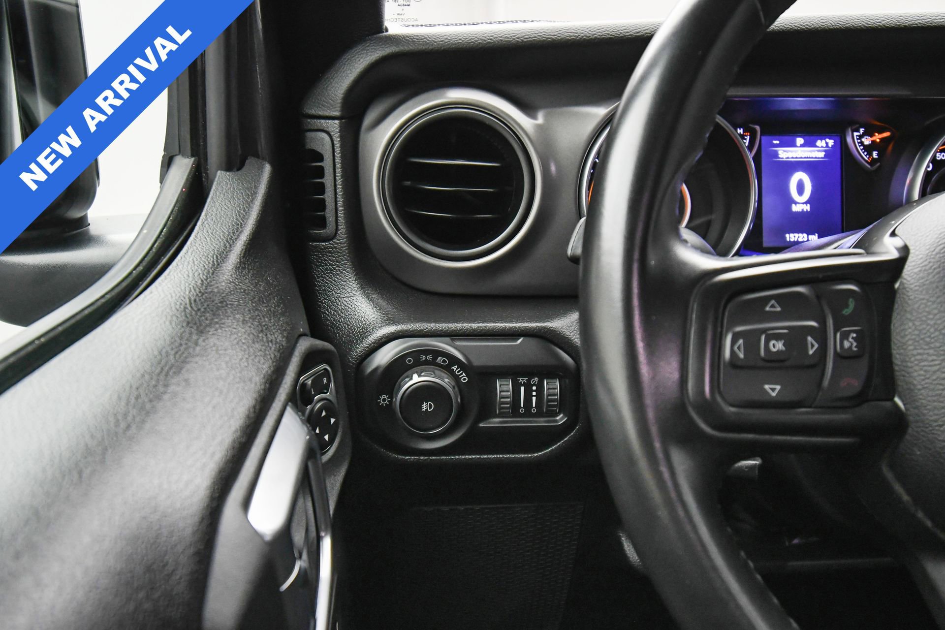 Used 2022 Jeep Wrangler Willys image 33