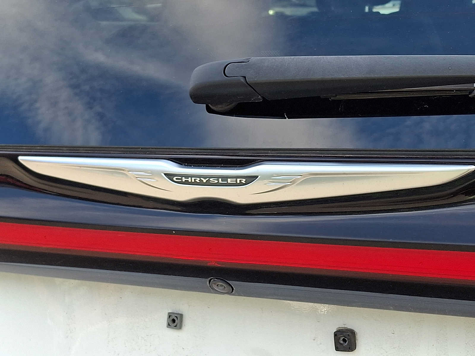 Certified 2023 Chrysler Pacifica Touring-L FWD image 32