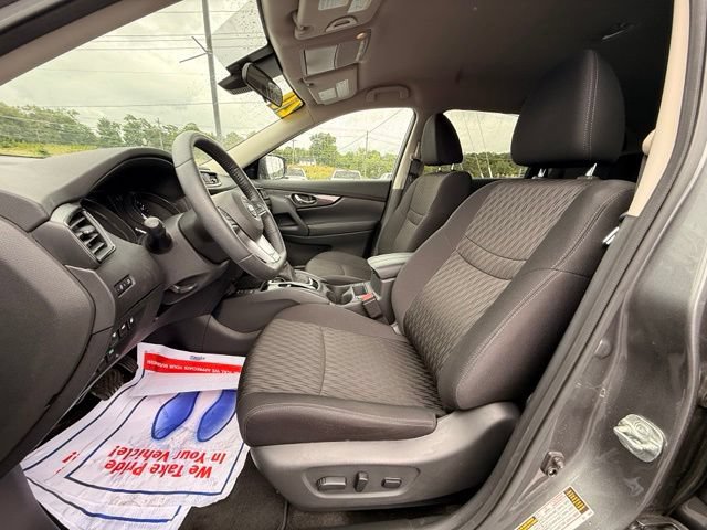 Certified 2020 Nissan Rogue SV w/ Premium Package AWD/4WD image 14