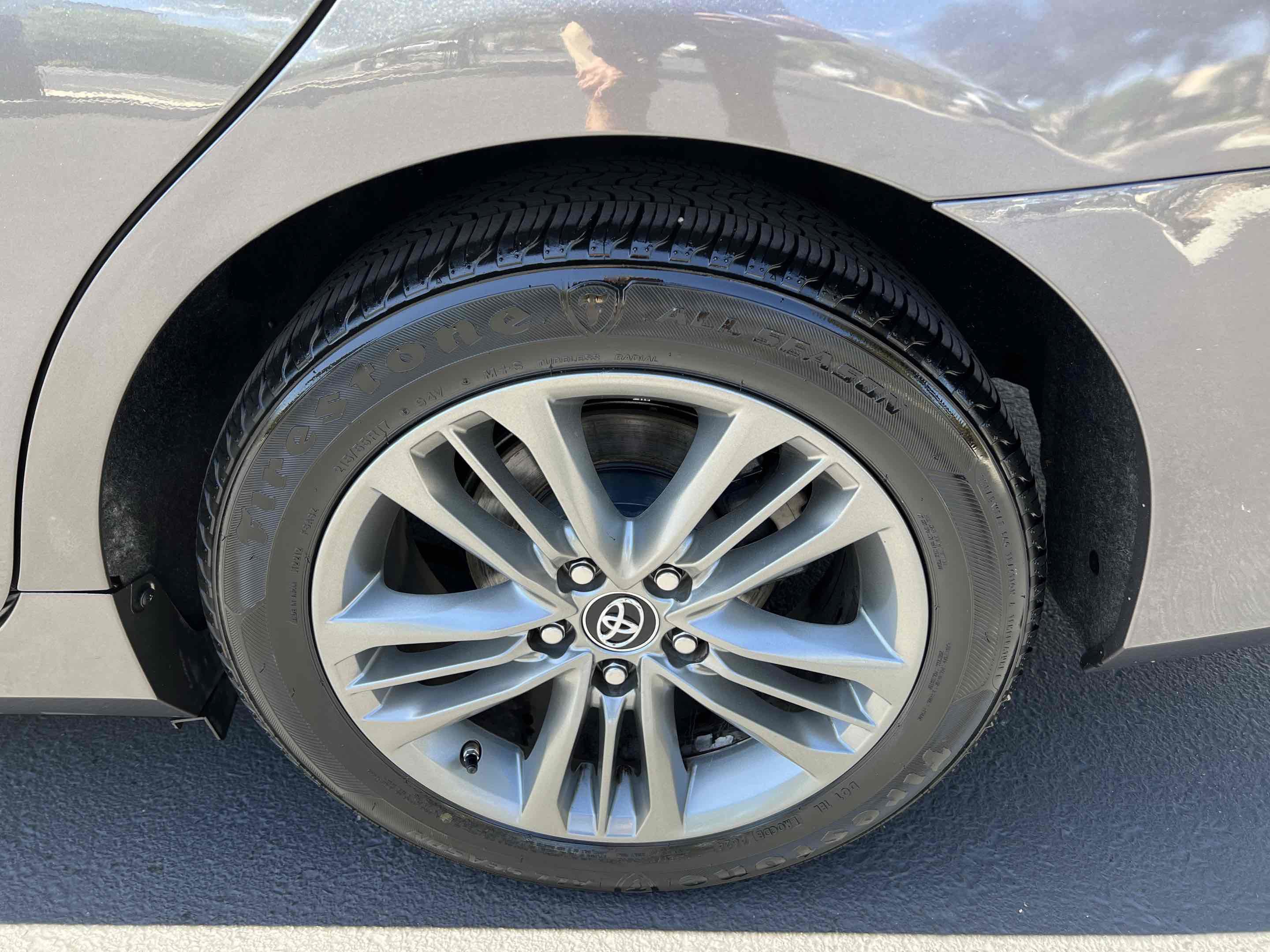 Used 2017 Toyota Camry SE w/ Moonroof Package FWD image 75