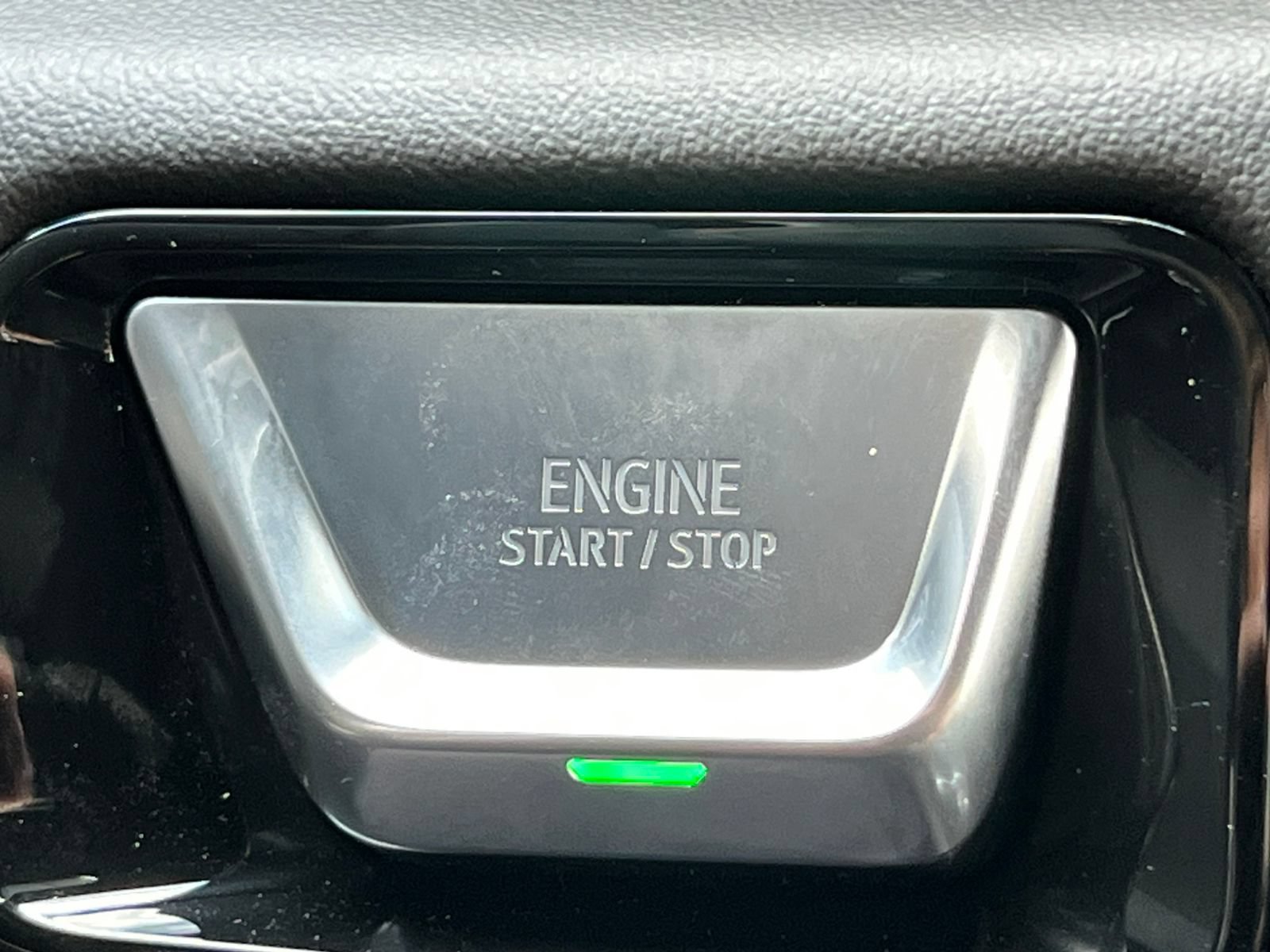 New 2026 GMC Yukon AT4 w/ AT4 Premium Plus Package AWD/4WD image 37