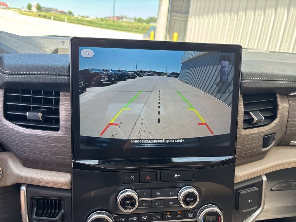 Used 2024 Ford Expedition Limited image 38