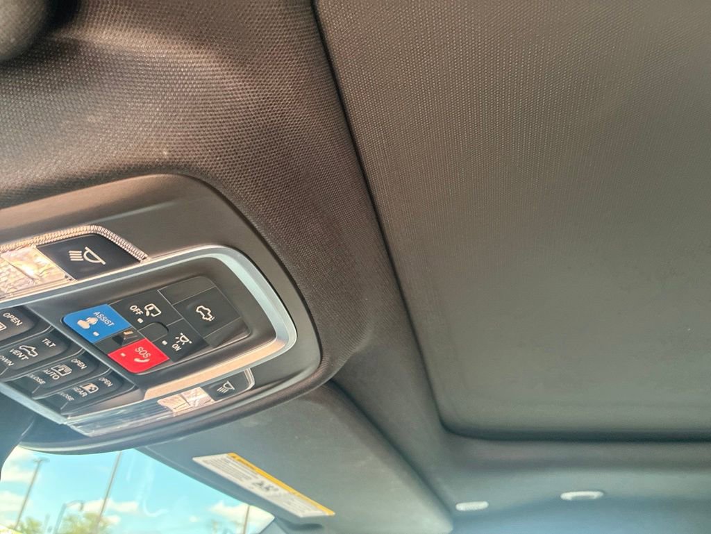 Used 2021 RAM 1500 Limited w/ Body Color Bumper Group AWD/4WD image 16